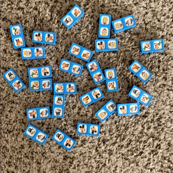 Set of Vintage Plastic Disney Dominoes - Picture 1 of 3
